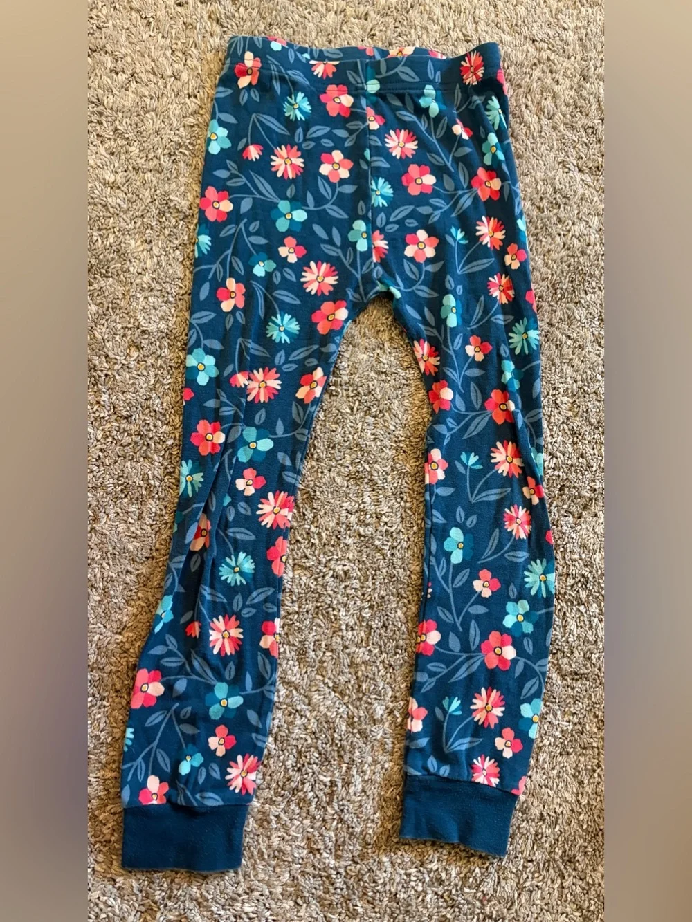 Girl’s Old Navy Navy Floral Long Sleeve Pajama Set - Blue with Pink Flowers 6T